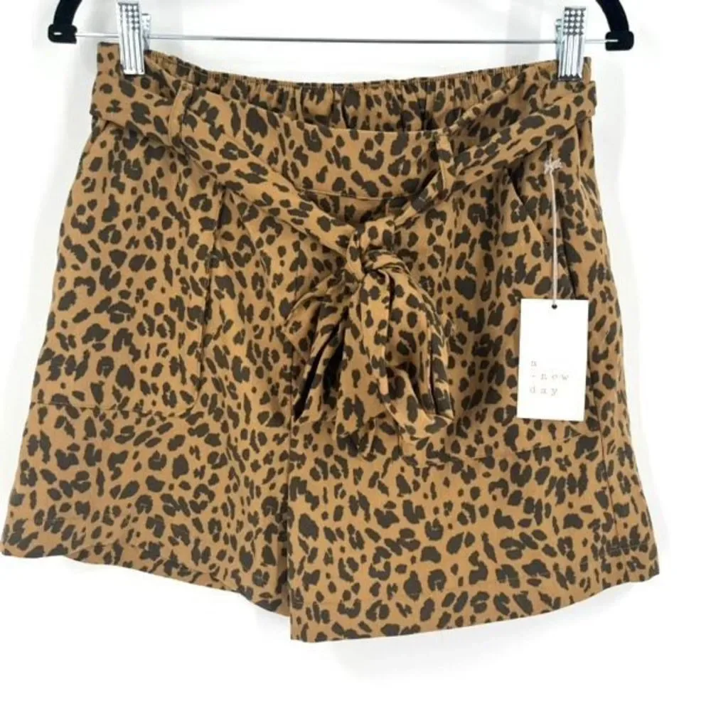 NWT A New Day Leopard Shorts size medium animal print cheetah - Picture 1 of 7